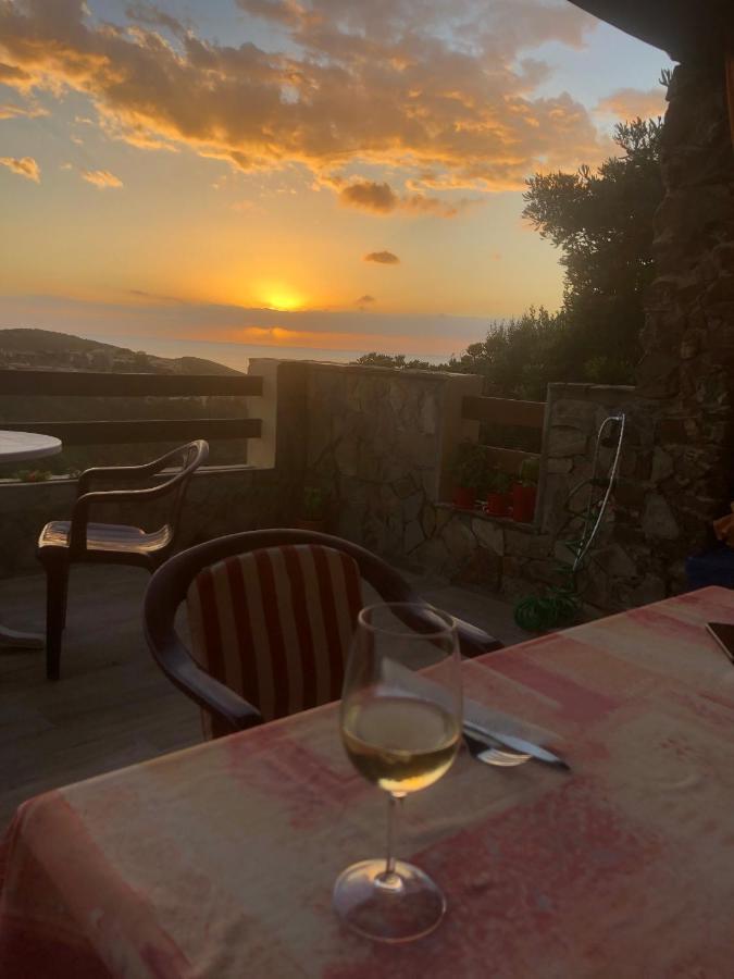 Sardegna-Ferienwohnung Mit Emotionale Meeres Blick Torre dei Corsari Exterior foto